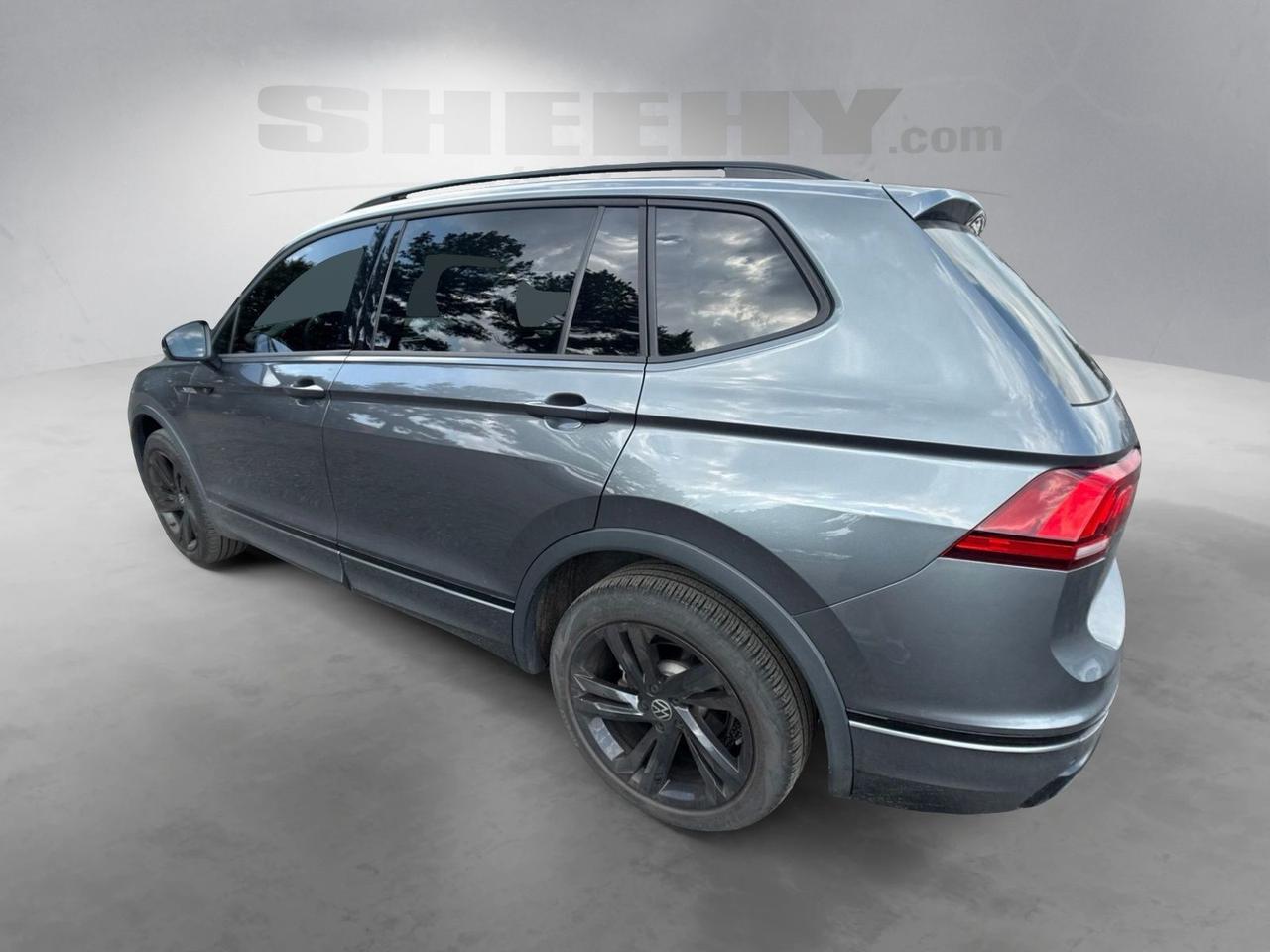 2023 Volkswagen Tiguan 2.0T SE R-Line Black Chantilly VA
