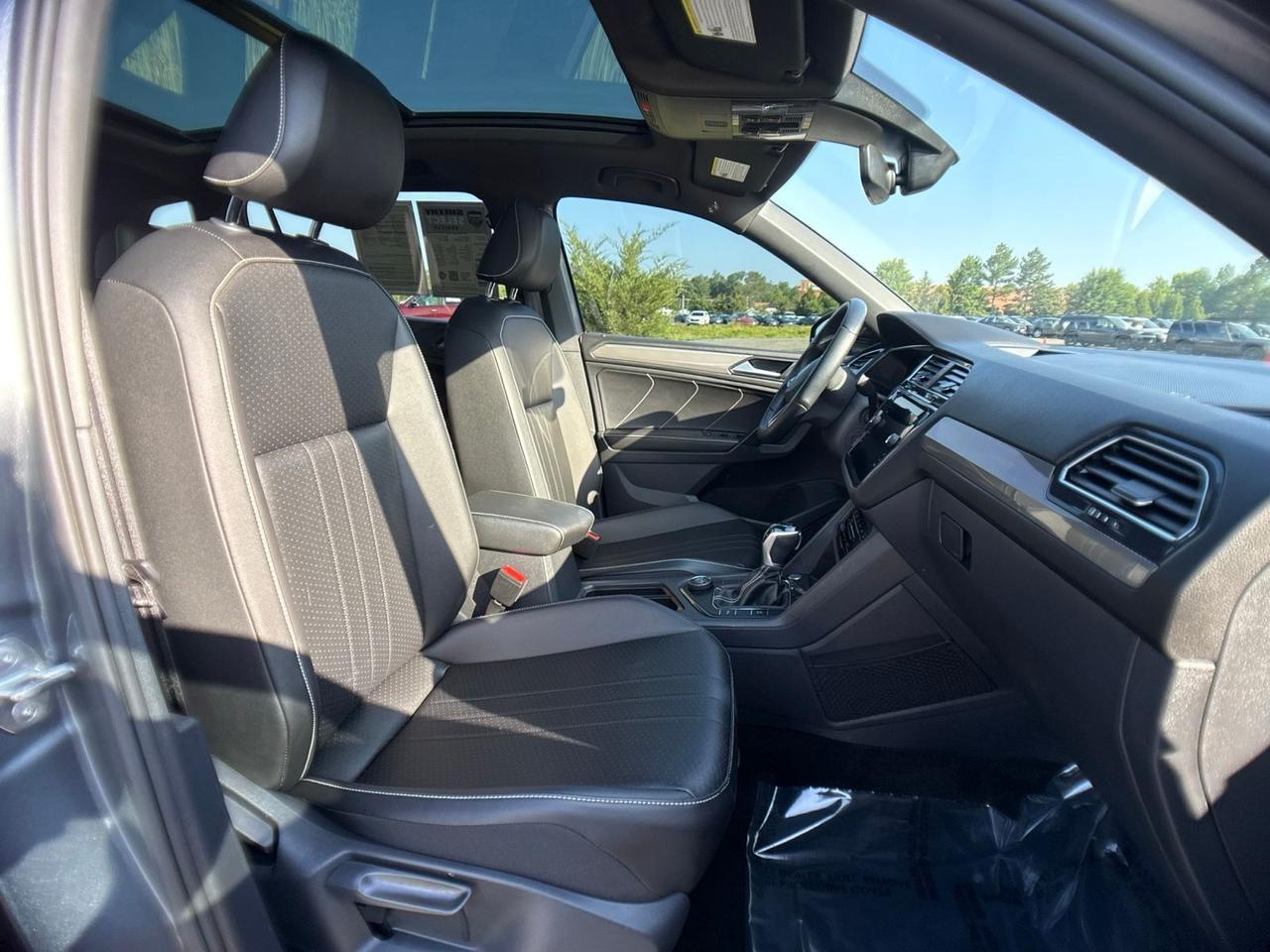 2023 Volkswagen Tiguan 2.0T SE R-Line Black Chantilly VA