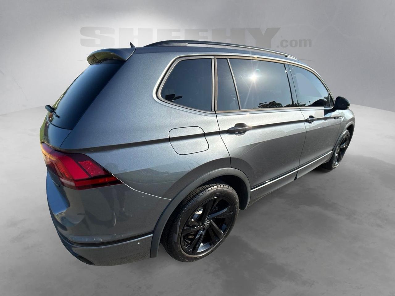 2023 Volkswagen Tiguan 2.0T SE R-Line Black Chantilly VA