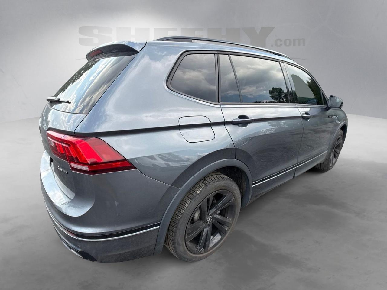 2023 Volkswagen Tiguan 2.0T SE R-Line Black Chantilly VA