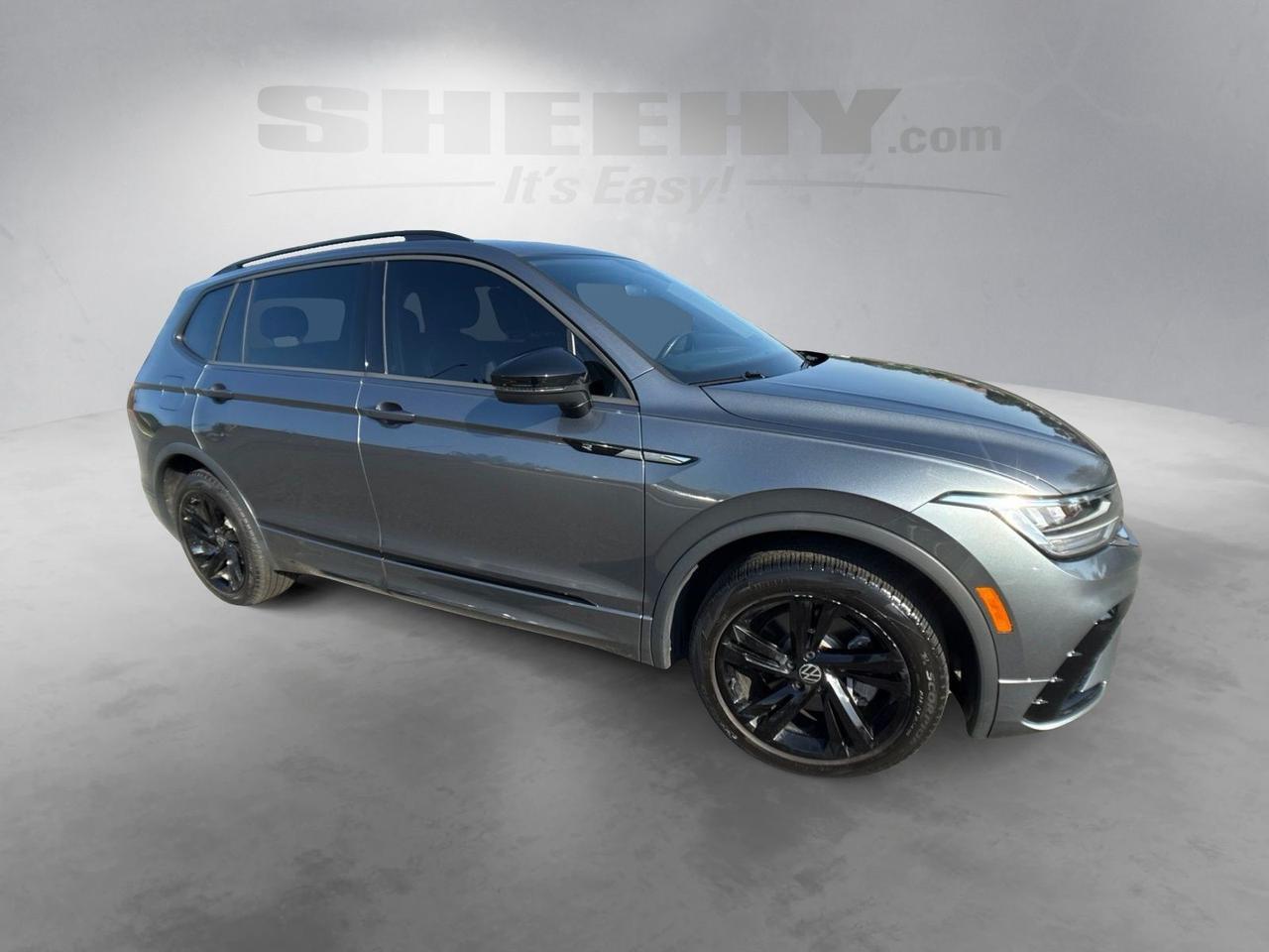 2023 Volkswagen Tiguan 2.0T SE R-Line Black Chantilly VA