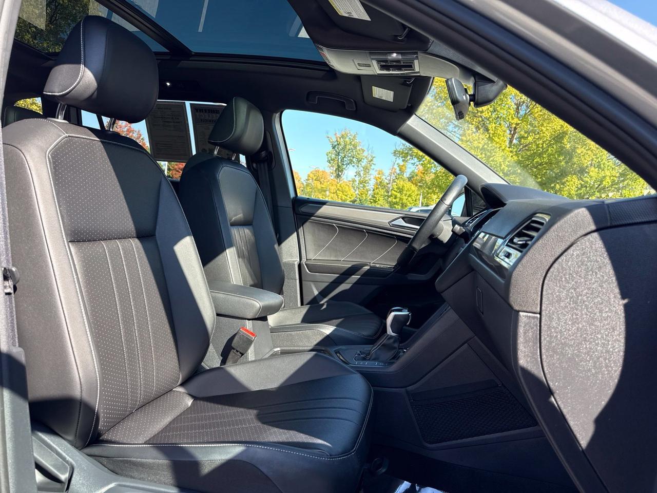 2023 Volkswagen Tiguan 2.0T SE R-Line Black Chantilly VA