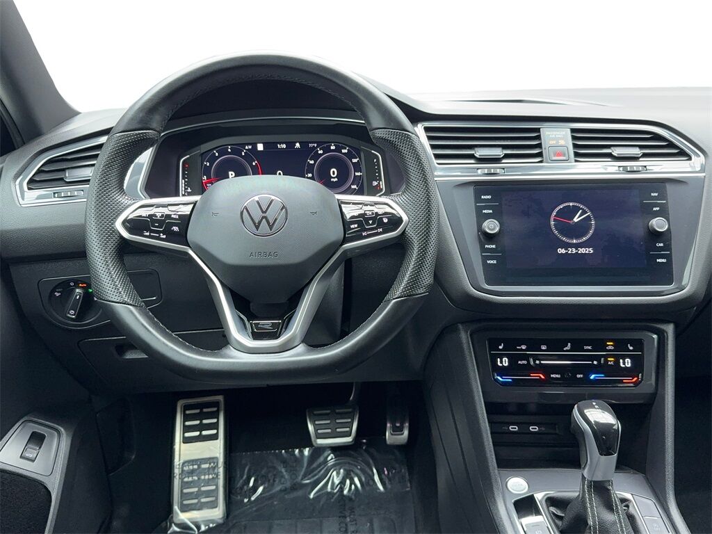 2023 Volkswagen Tiguan 2.0T SEL R-Line CAM,PANO,HTD STS,BLIND SPOT,20&quot; WL Plano TX
