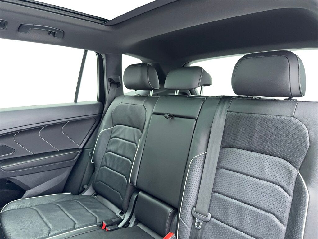 2023 Volkswagen Tiguan 2.0T SEL R-Line CAM,PANO,HTD STS,BLIND SPOT,20&quot; WL Plano TX
