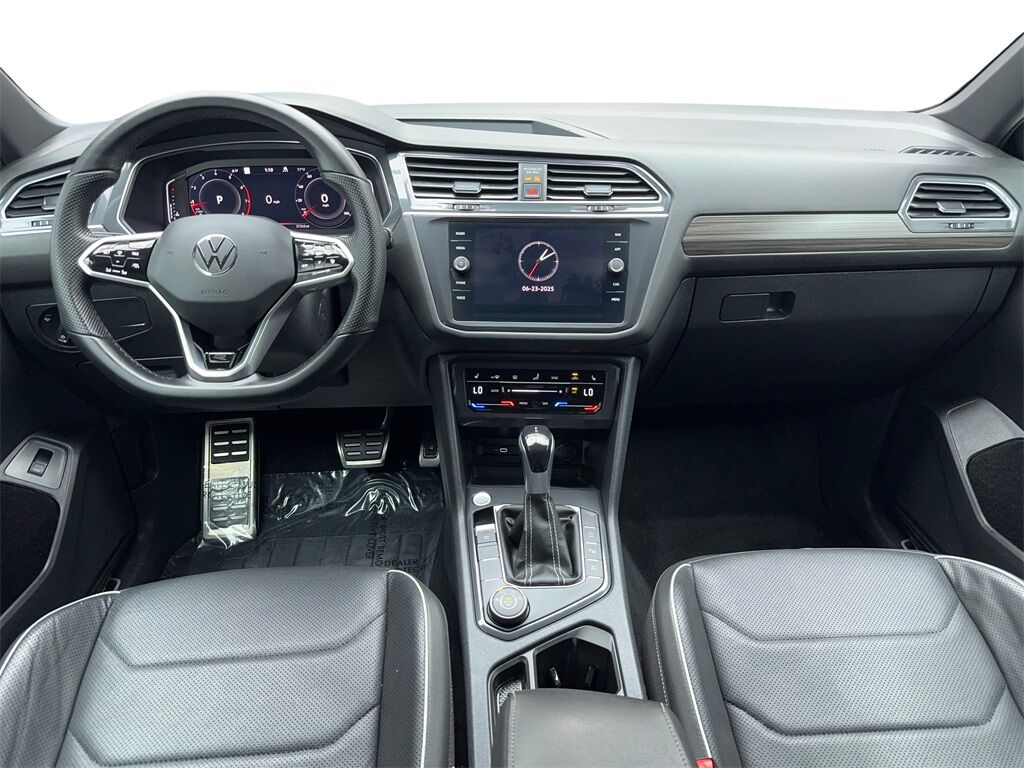 2023 Volkswagen Tiguan 2.0T SEL R-Line CAM,PANO,HTD STS,BLIND SPOT,20&quot; WL Plano TX