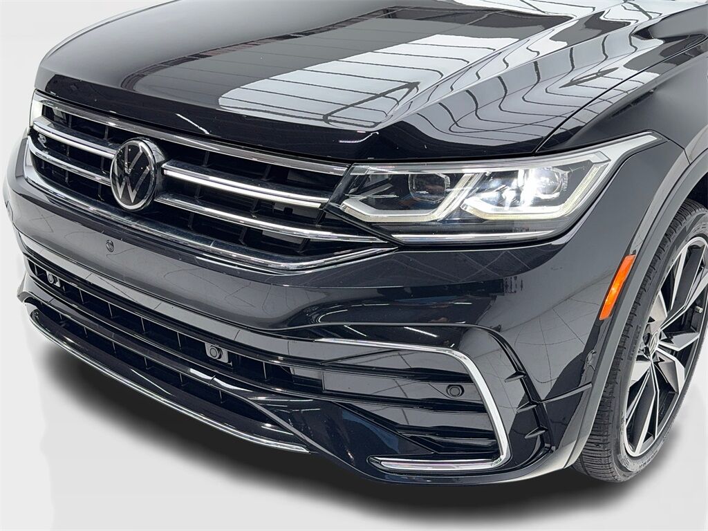 2023 Volkswagen Tiguan 2.0T SEL R-Line CAM,PANO,HTD STS,BLIND SPOT,20&quot; WL Plano TX