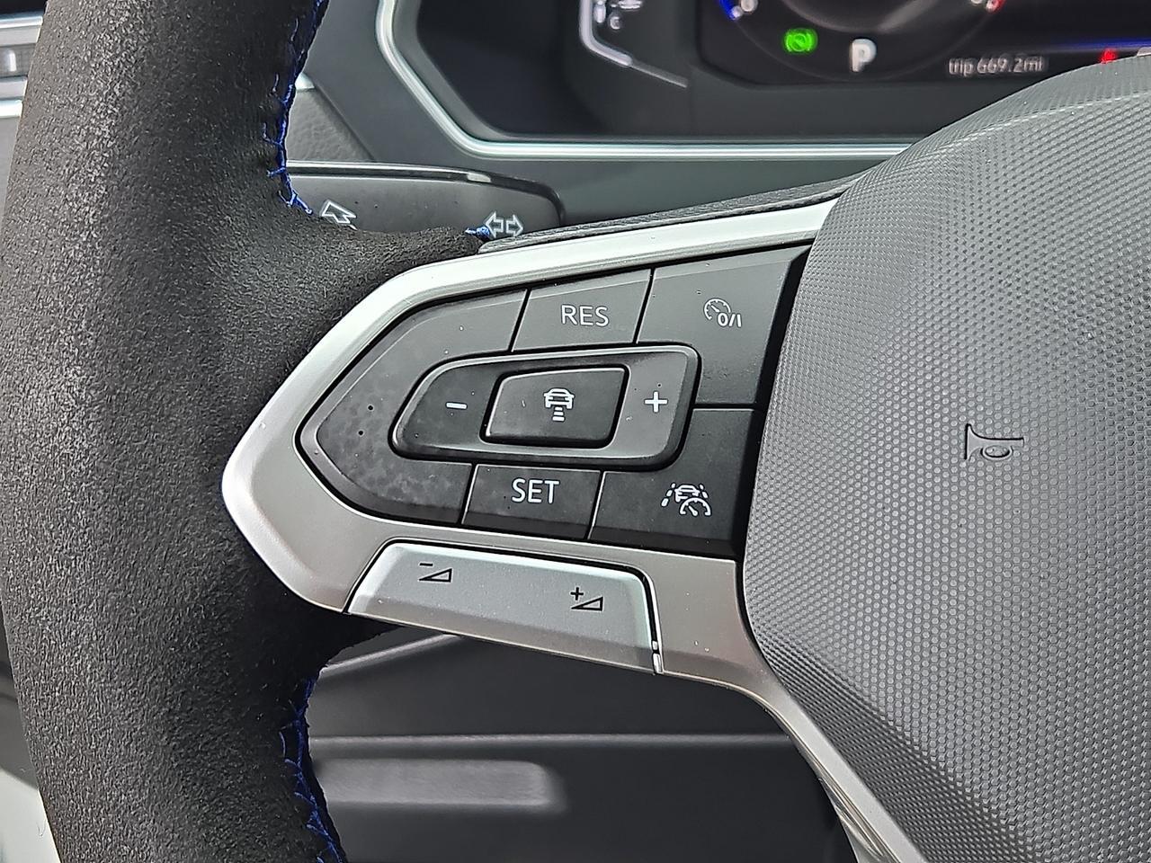 2023 Volkswagen Tiguan 2.0T SEL R-Line Vineland NJ