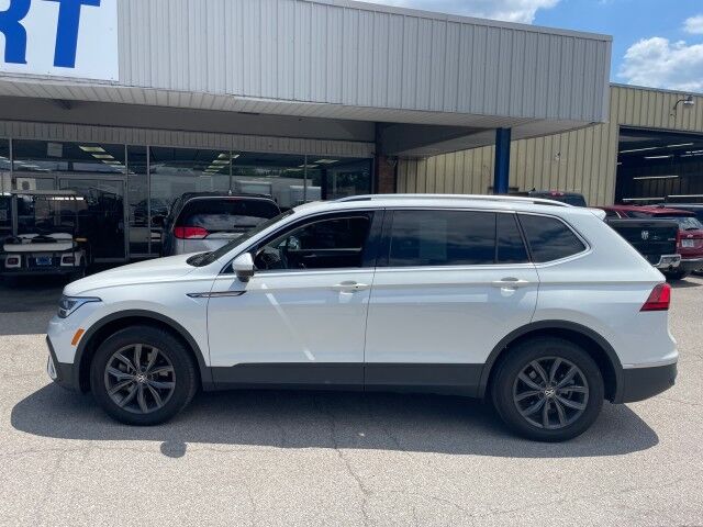 2023 Volkswagen Tiguan SE