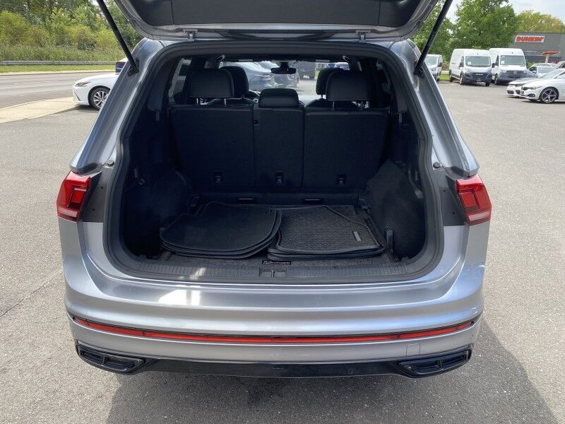 2023 Volkswagen Tiguan SE R-Line Black Bristol  PA