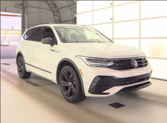 2023 Volkswagen Tiguan SE R-Line Black Marshfield MA