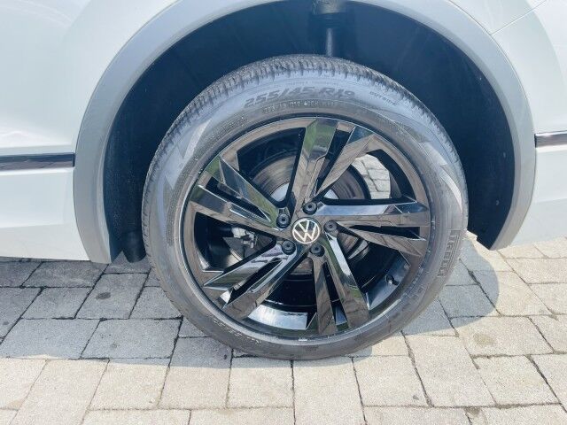 2023 Volkswagen Tiguan SE R-Line Black Marshfield MA