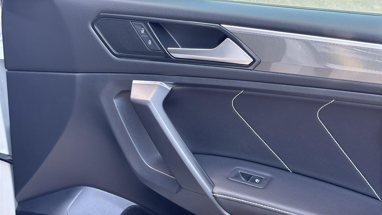 2023 Volkswagen Tiguan SE R-Line Black  Selma TX