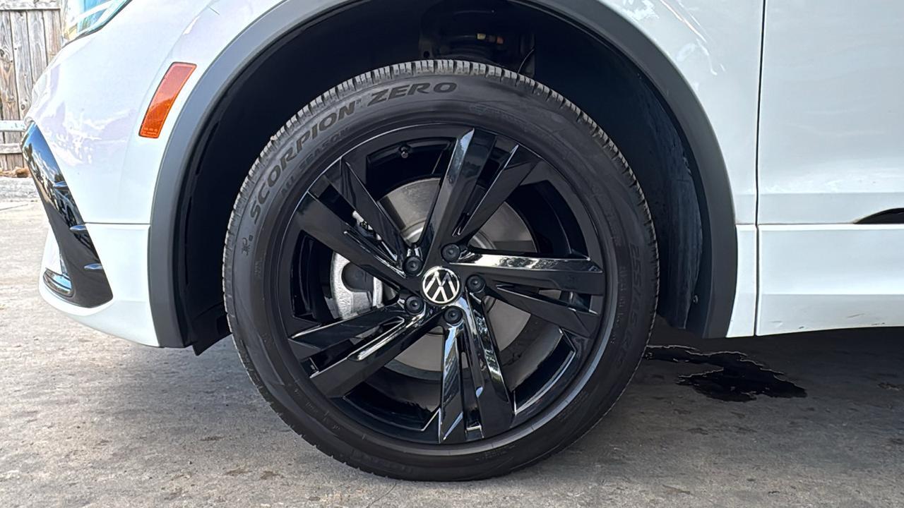 2023 Volkswagen Tiguan SE R-Line Black  Selma TX