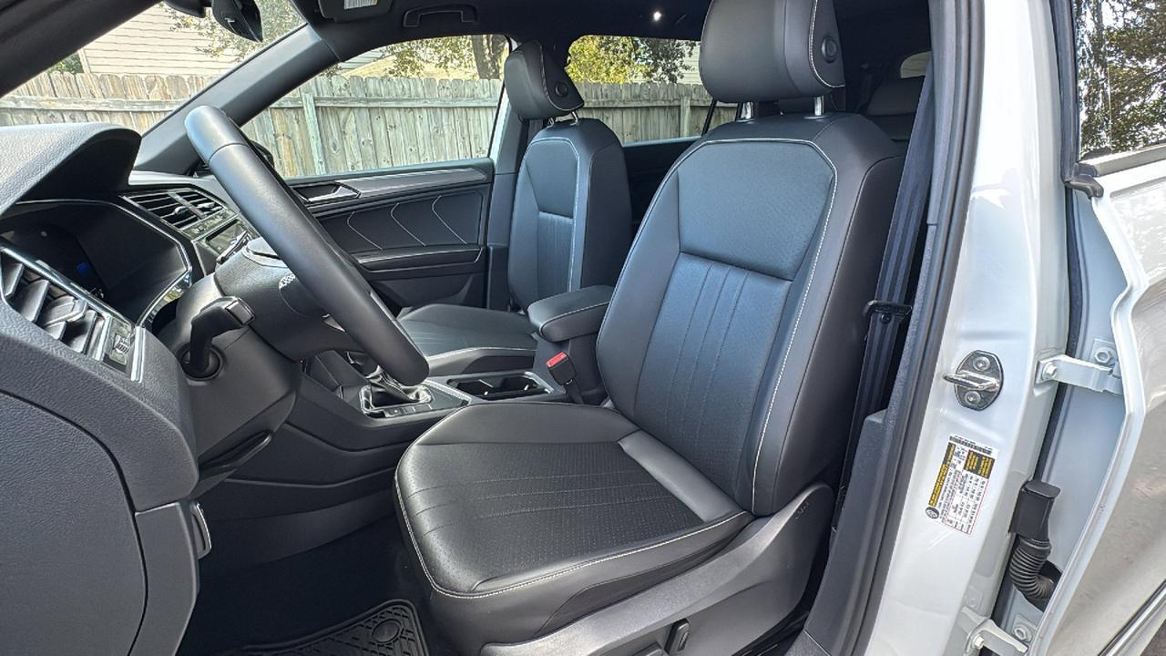 2023 Volkswagen Tiguan SE R-Line Black  Selma TX