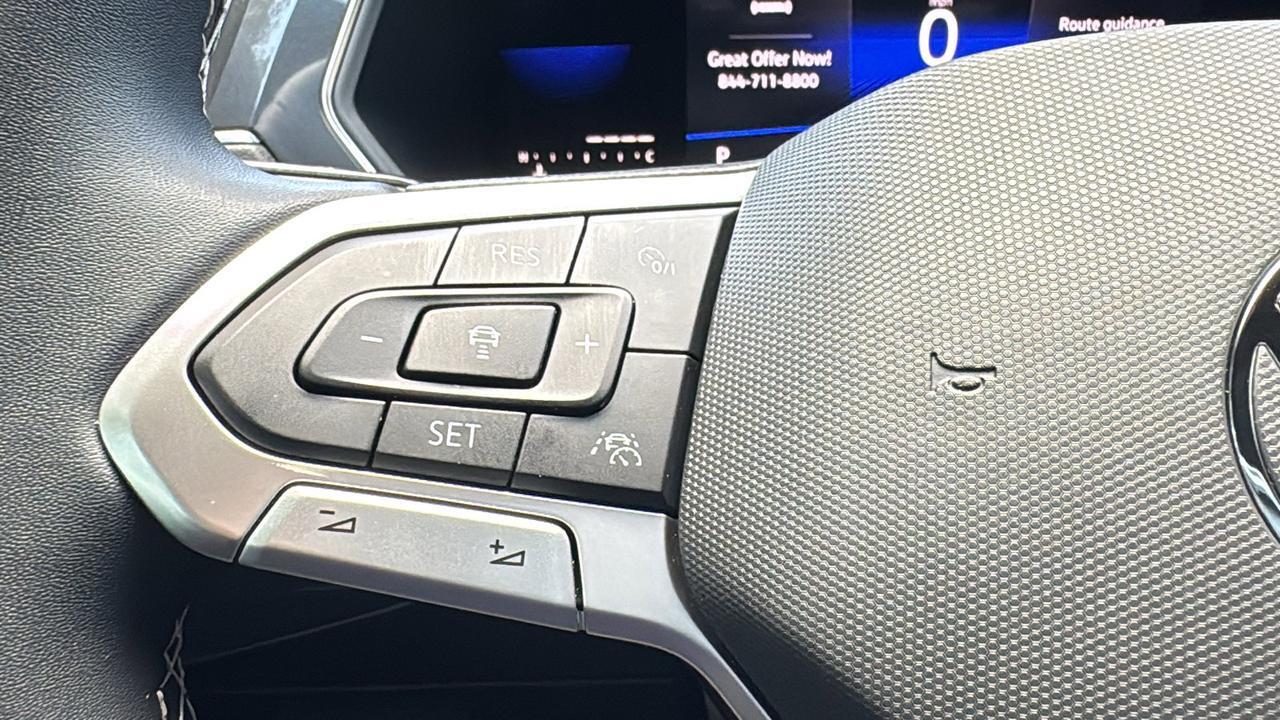 2023 Volkswagen Tiguan SE R-Line Black  Selma TX