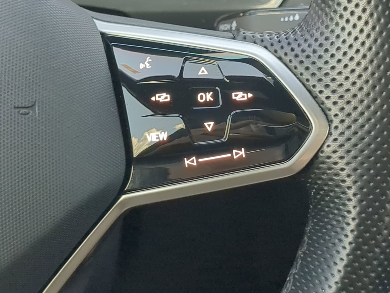 2023 Volkswagen Tiguan SE R-Line Black Winder GA