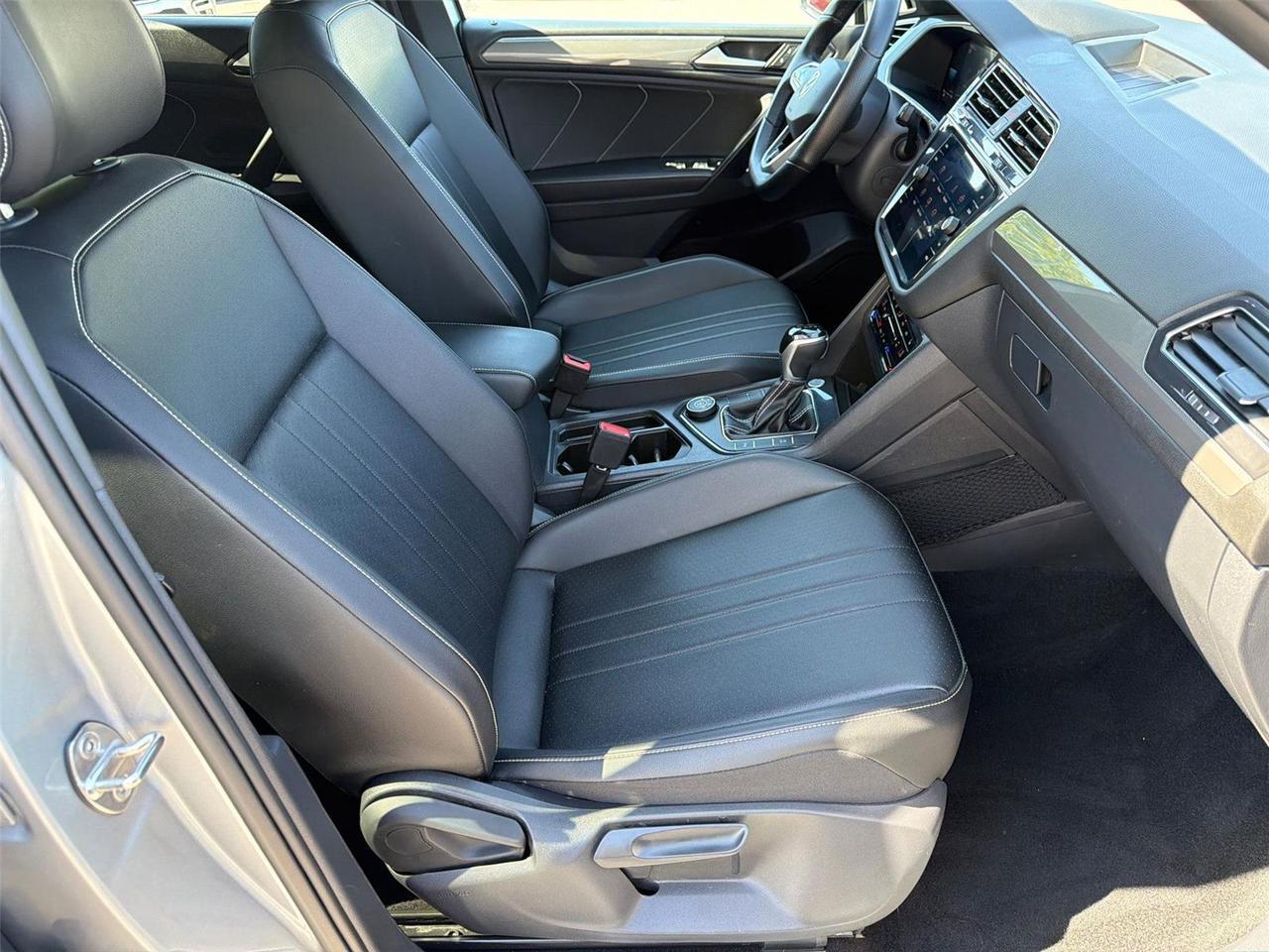 2023 Volkswagen Tiguan SE R-Line Black Hagerstown MD