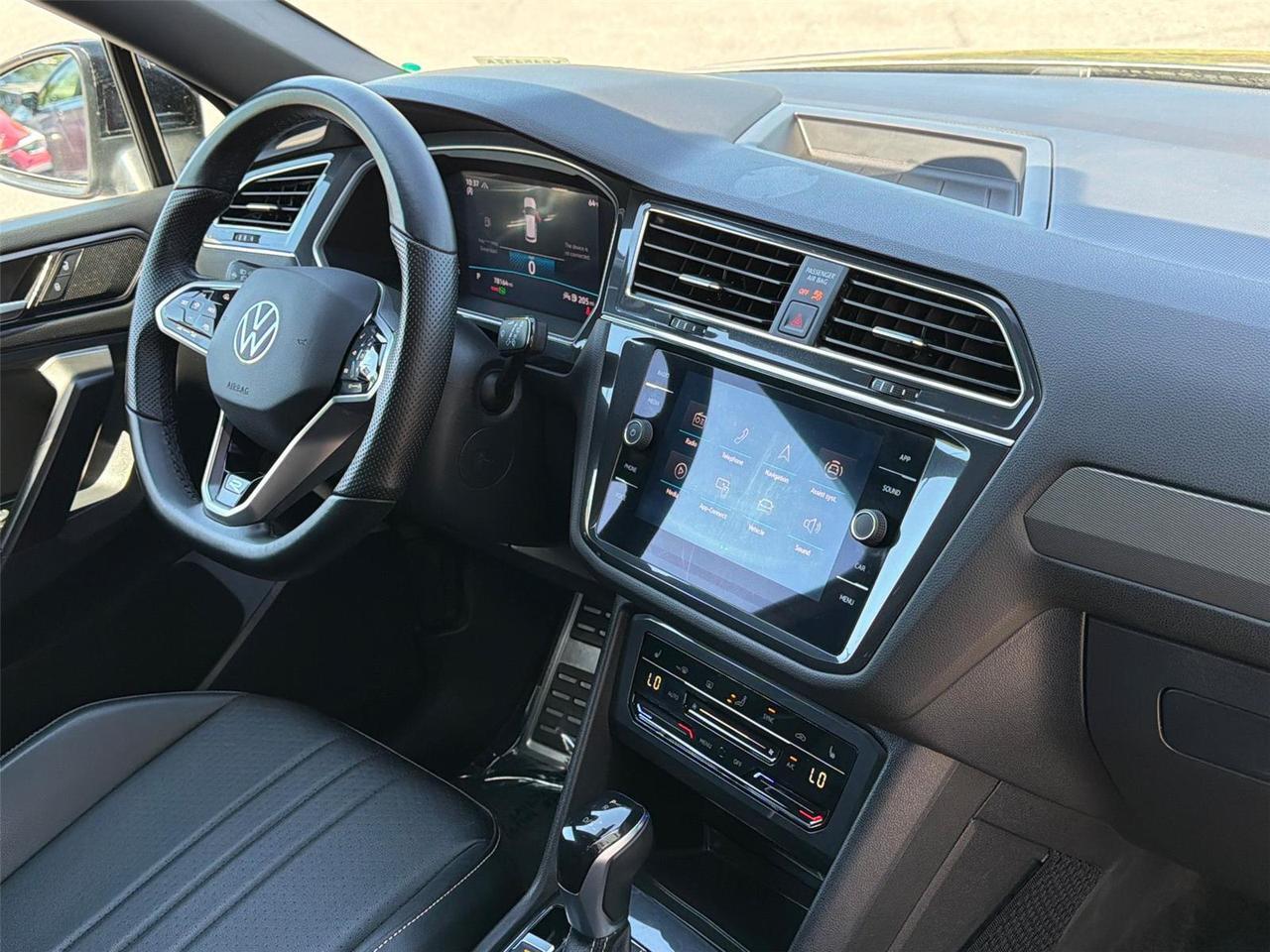 2023 Volkswagen Tiguan SE R-Line Black Hagerstown MD