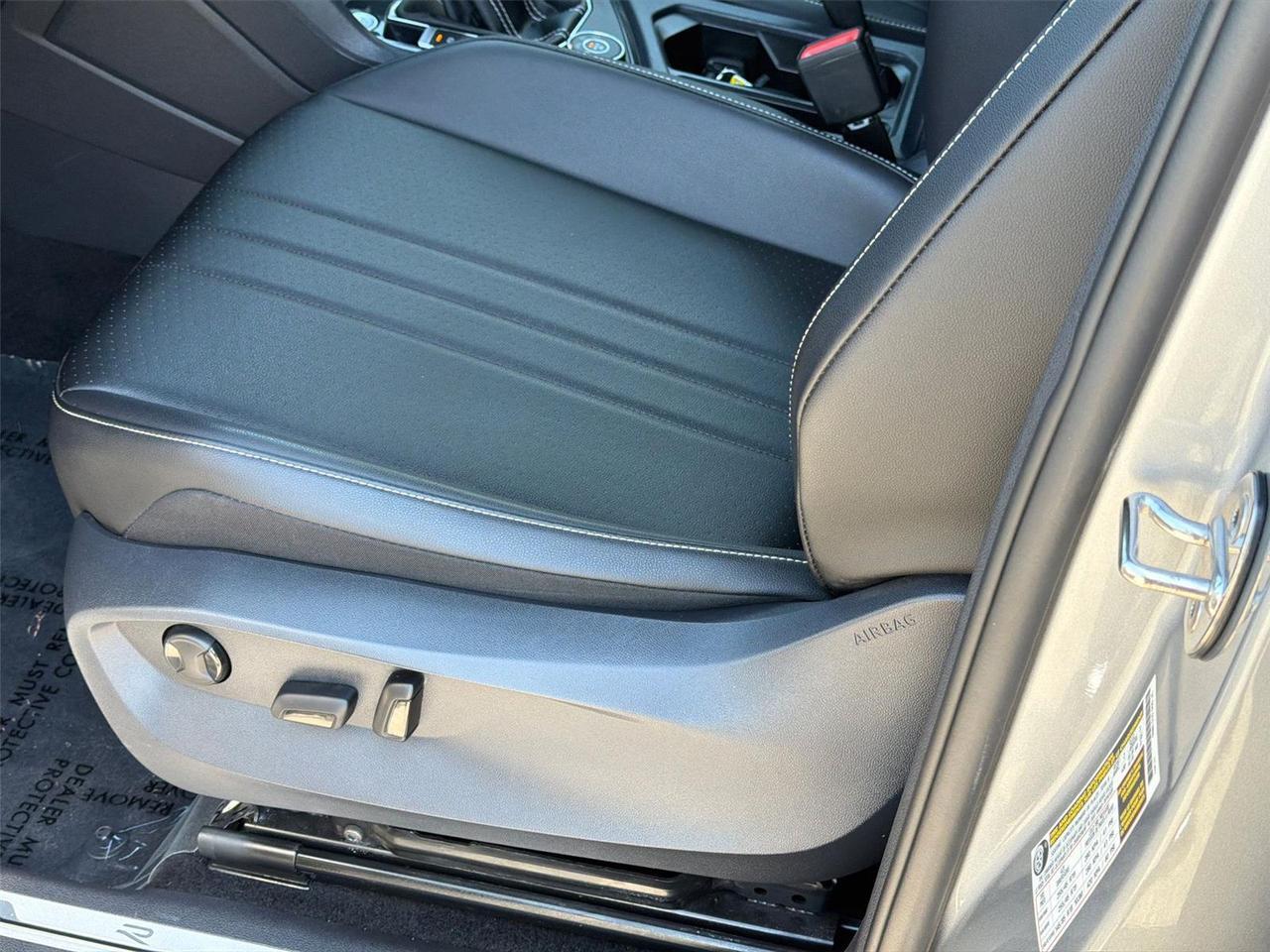2023 Volkswagen Tiguan SE R-Line Black Hagerstown MD