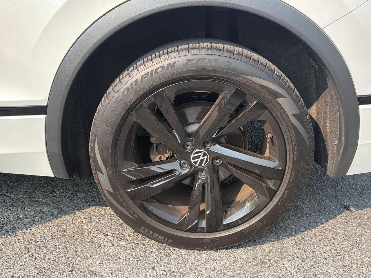 2023 Volkswagen Tiguan SE R-Line Black Gaithersburg MD
