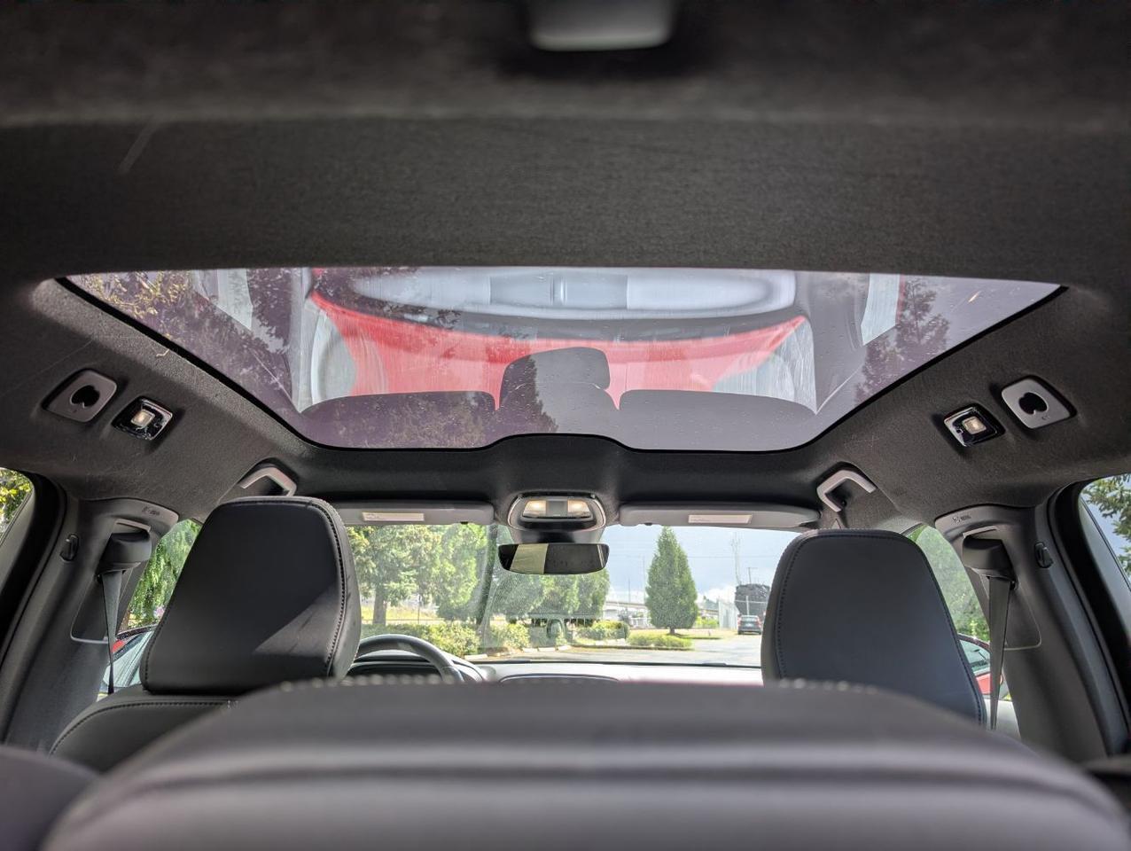 2023 Volvo C40 Recharge AWD Twin Motor ULTIMATE | 402hp, HK Premium Audio, Pilot Assist, 360 Cam, 4 Heated Seats & Wheel Portland OR