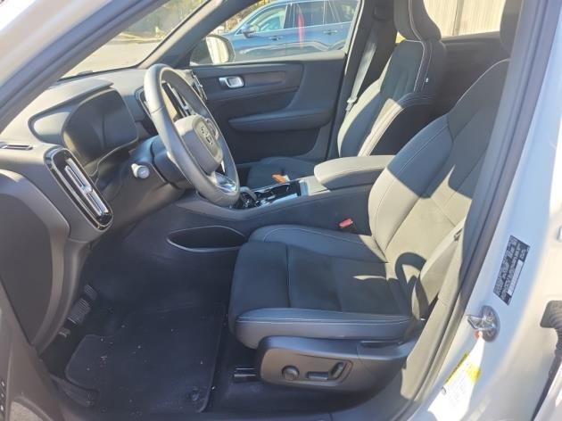 2023 Volvo C40 Recharge P8 Twin Engine PLUS w/High Performance Audio, Climate Package * Portland OR