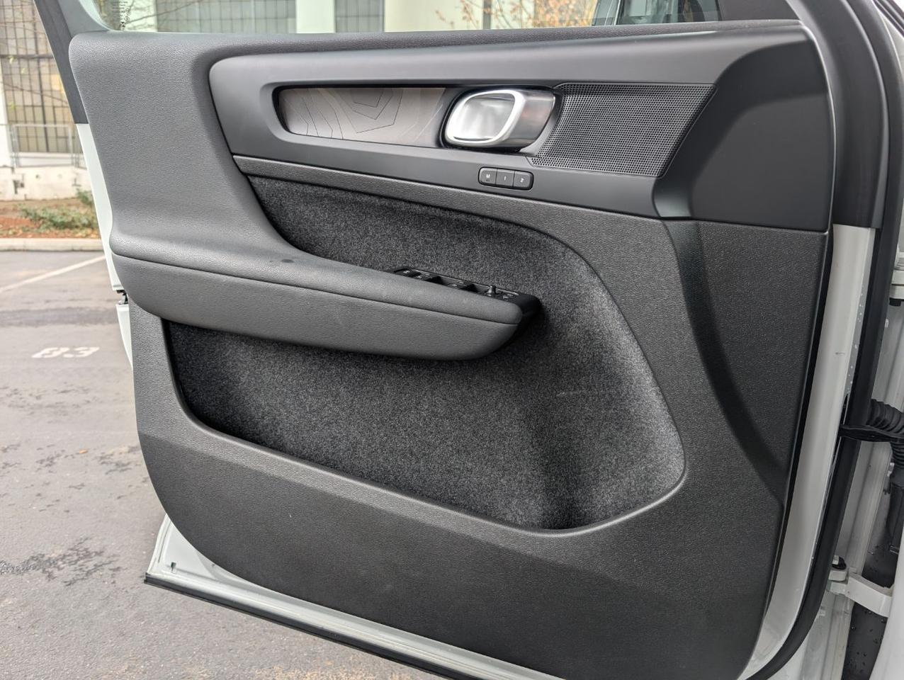 2023 Volvo C40 Recharge P8 Twin Engine PLUS w/High Performance Audio, Heat Pump, 360 Cam, 4 Heated Seats & Wheel Portland OR