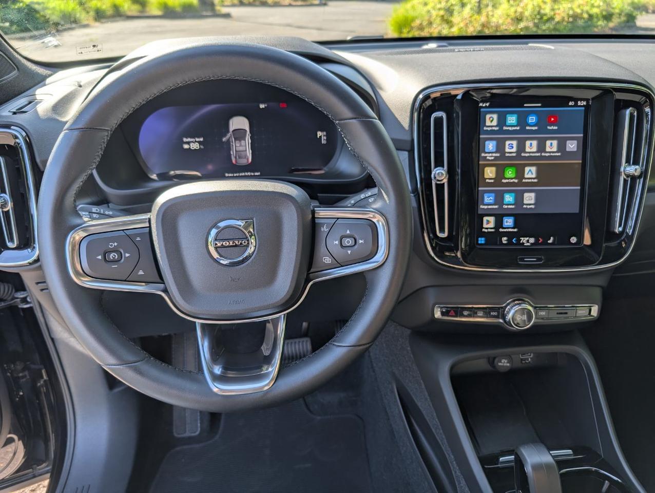 2023 Volvo C40 Recharge P8 Twin Engine ULTIMATE w/Harman Kardon, Pilot Assist, 360 Cam, 4 Heated Seats & Wheel Portland OR