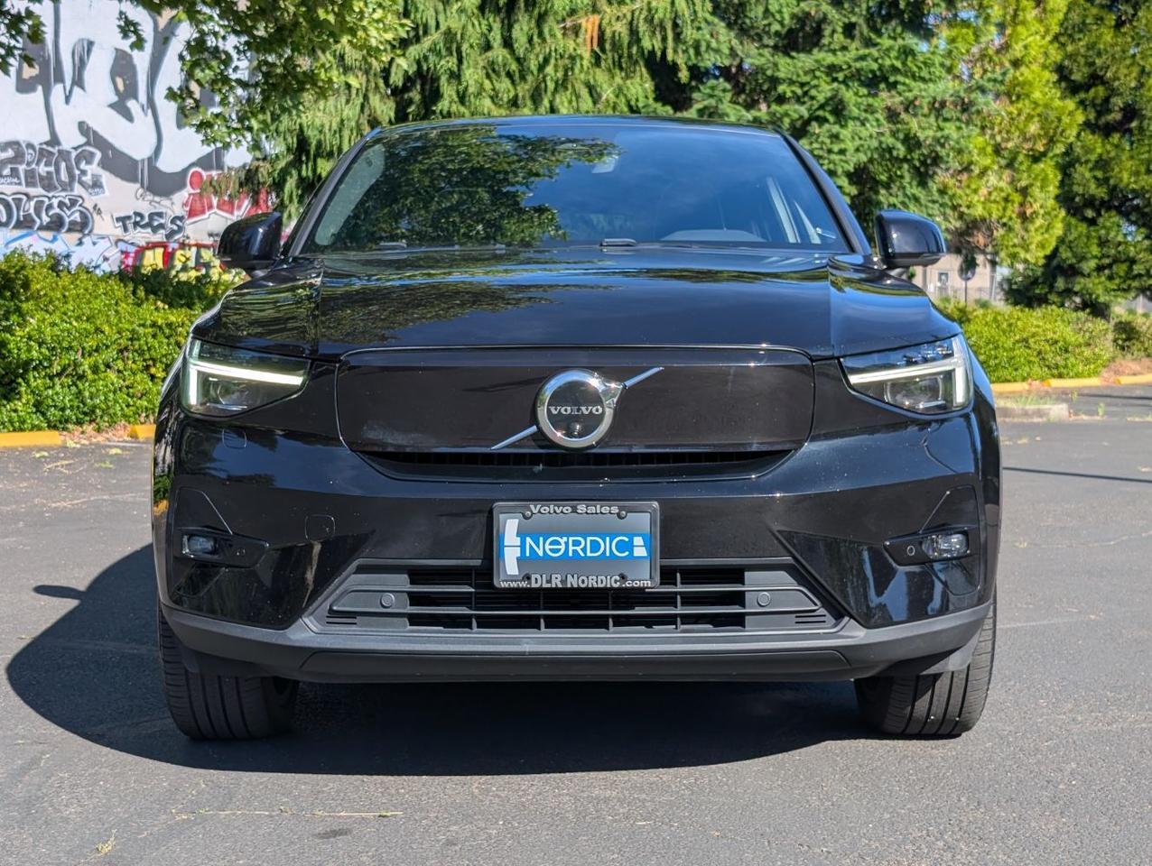 2023 Volvo C40 Recharge P8 Twin Engine ULTIMATE w/Harman Kardon, Pilot Assist, 360 Cam, 4 Heated Seats & Wheel Portland OR