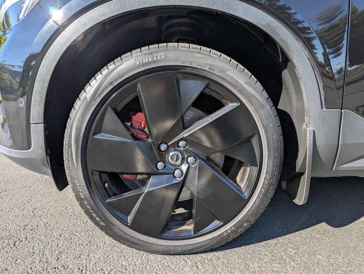 2023 Volvo C40 Recharge P8 Twin Engine ULTIMATE w/Harman Kardon, Pilot Assist, 360 Cam, 4 Heated Seats & Wheel Portland OR