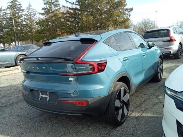 2023 Volvo C40 Recharge P8 Twin Engine ULTIMATE w/Harman Kardon, Pilot Assist, 360 Cam, 4 Heated Seats & Wheel Portland OR