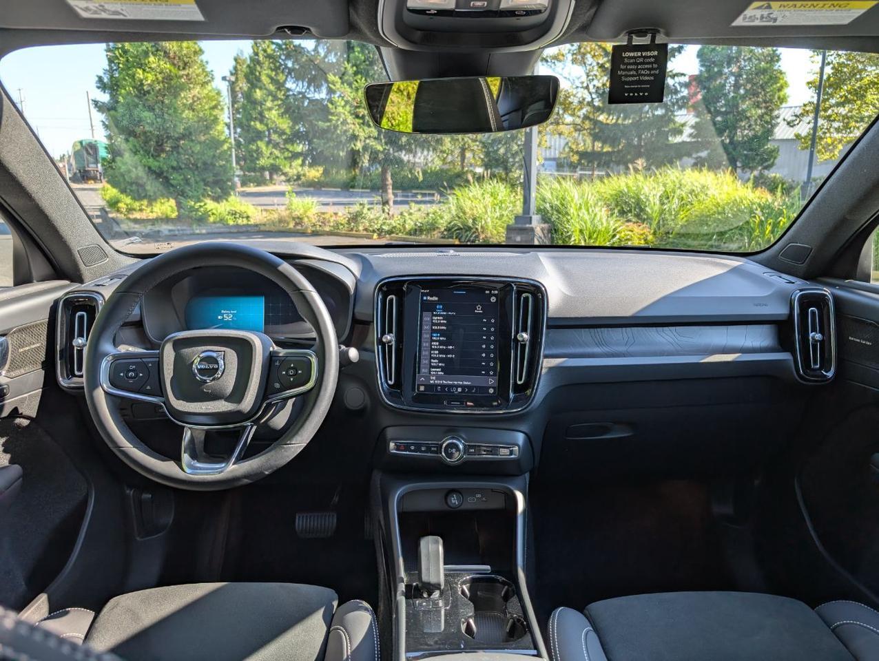 2023 Volvo C40 Recharge P8 Twin Engine ULTIMATE w/Harman Kardon, Pilot Assist, 360 Cam, 4 Heated Seats & Wheel Portland OR
