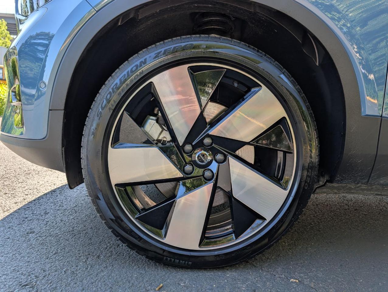 2023 Volvo C40 Recharge P8 Twin Engine ULTIMATE w/Harman Kardon, Pilot Assist, 360 Cam, 4 Heated Seats & Wheel Portland OR