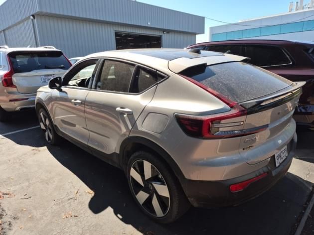 2023 Volvo C40 Recharge P8 Twin Engine ULTIMATE w/Harman Kardon, Pilot Assist, 360 Cam, 4 Heated Seats & Wheel Portland OR