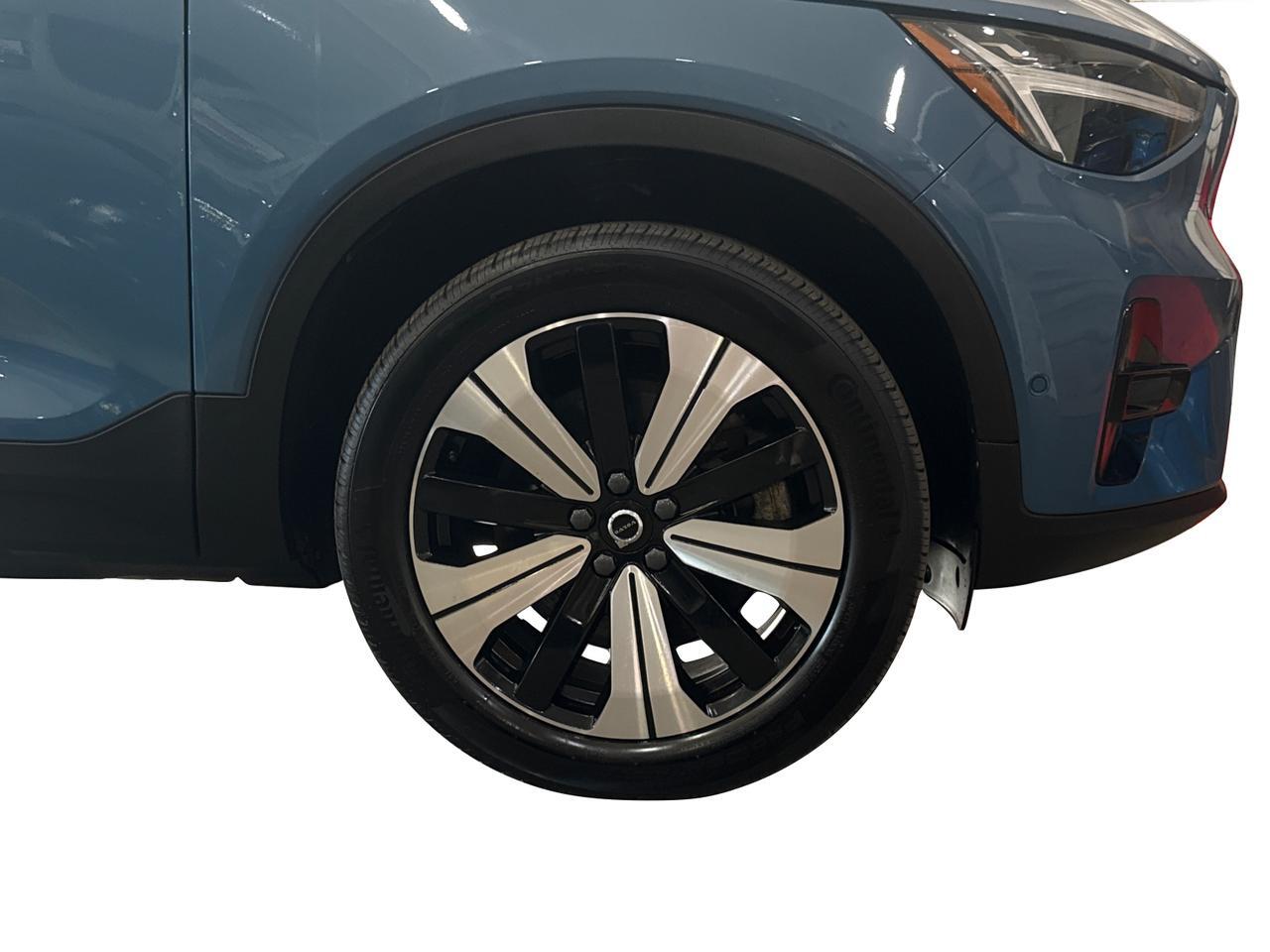 2023 Volvo C40 Recharge Pure Electric Pure Electric Plus Twin eAWD/NO ACCIDENT/CLEAN CARFAX/ONE OWNER Richmond Hill ON