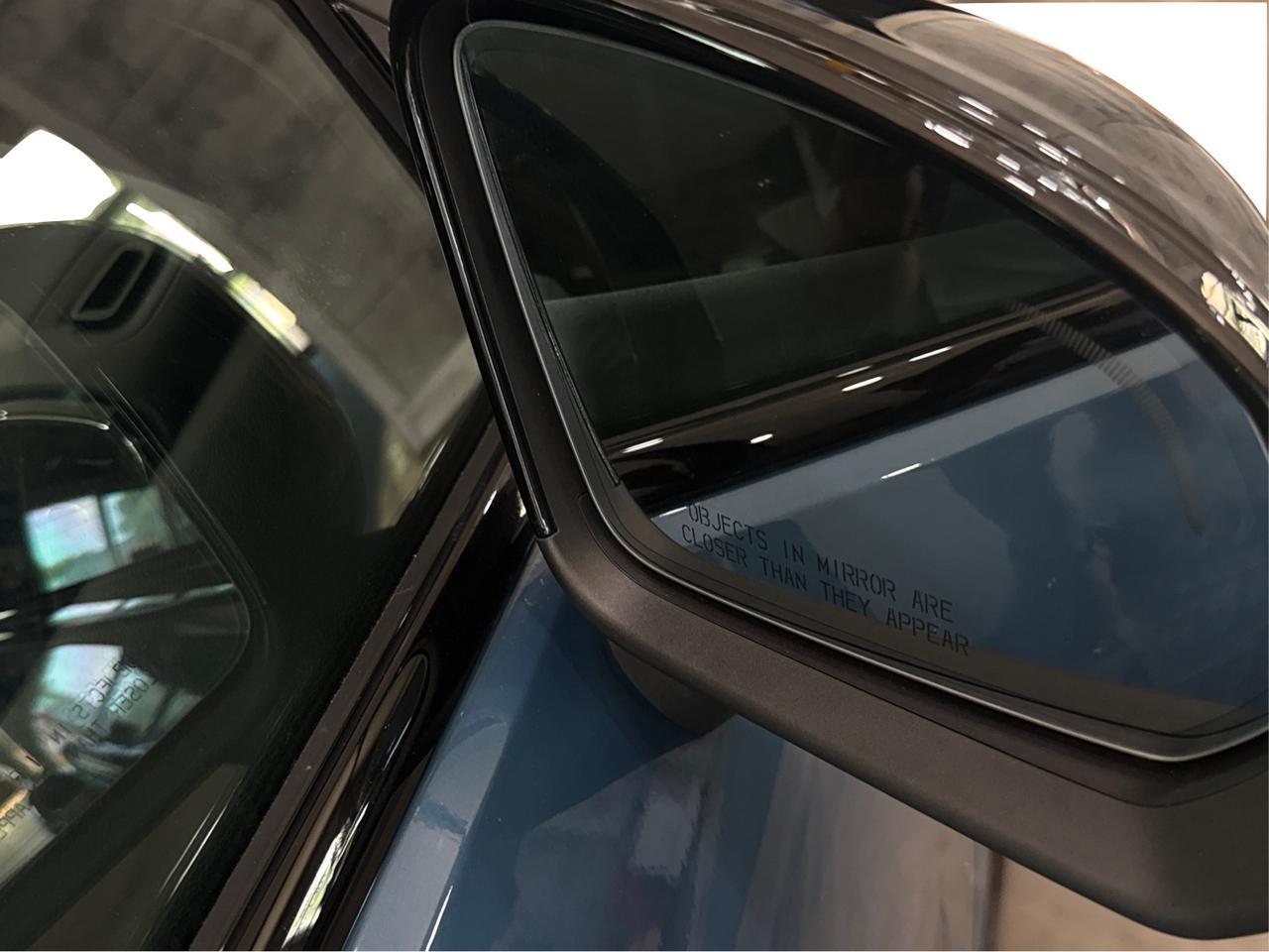 2023 Volvo C40 Recharge Pure Electric Pure Electric Plus Twin eAWD/NO ACCIDENT/CLEAN CARFAX/ONE OWNER Richmond Hill ON
