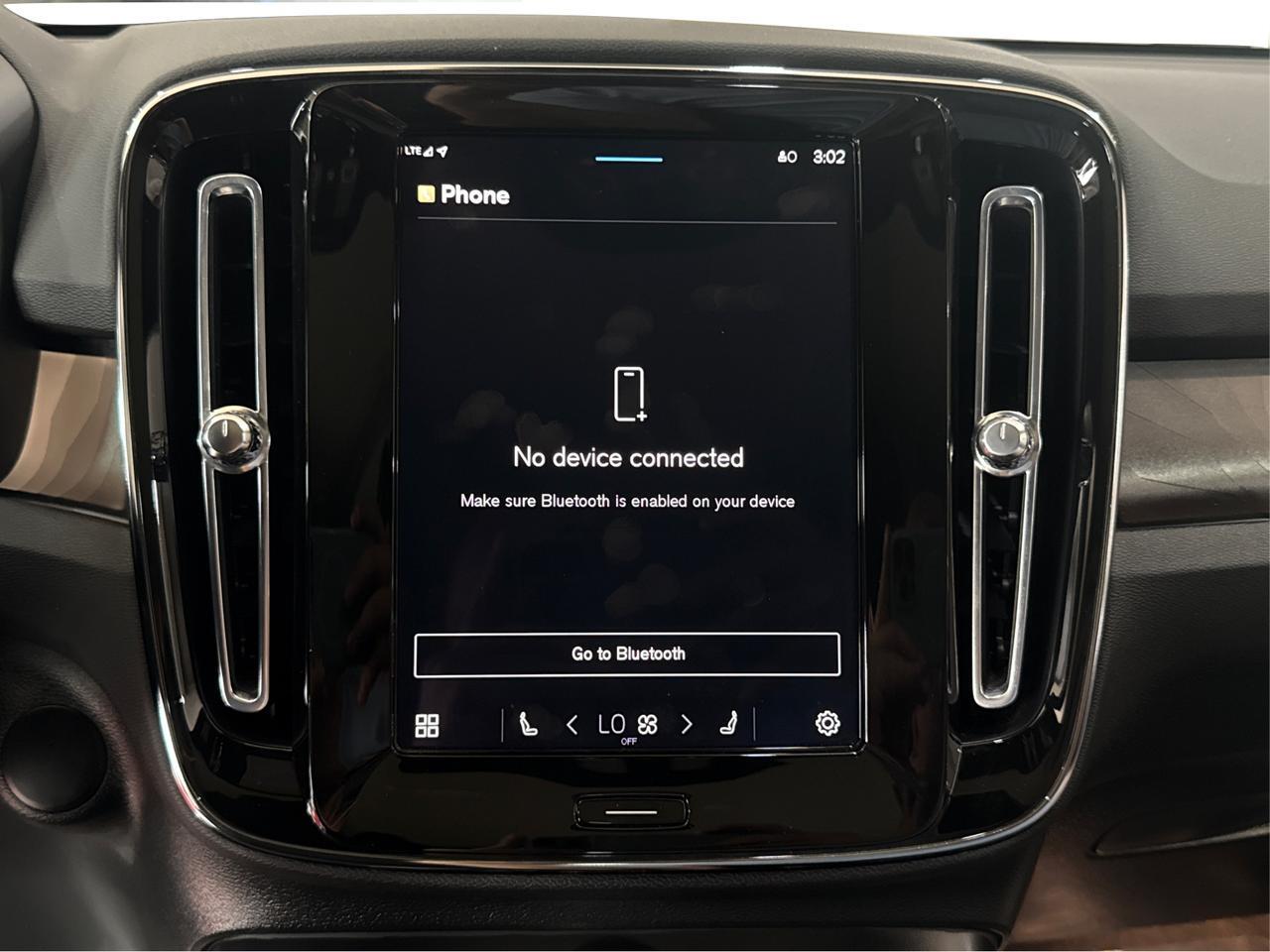 2023 Volvo C40 Recharge Pure Electric Pure Electric Plus Twin eAWD/NO ACCIDENT/CLEAN CARFAX/ONE OWNER Richmond Hill ON