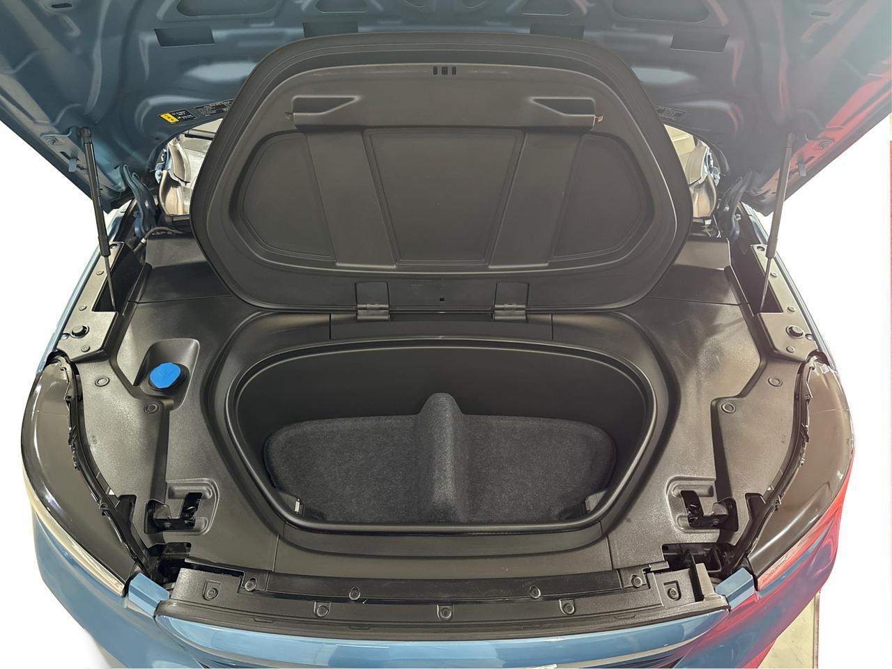 2023 Volvo C40 Recharge Pure Electric Pure Electric Plus Twin eAWD/NO ACCIDENT/CLEAN CARFAX/ONE OWNER Richmond Hill ON