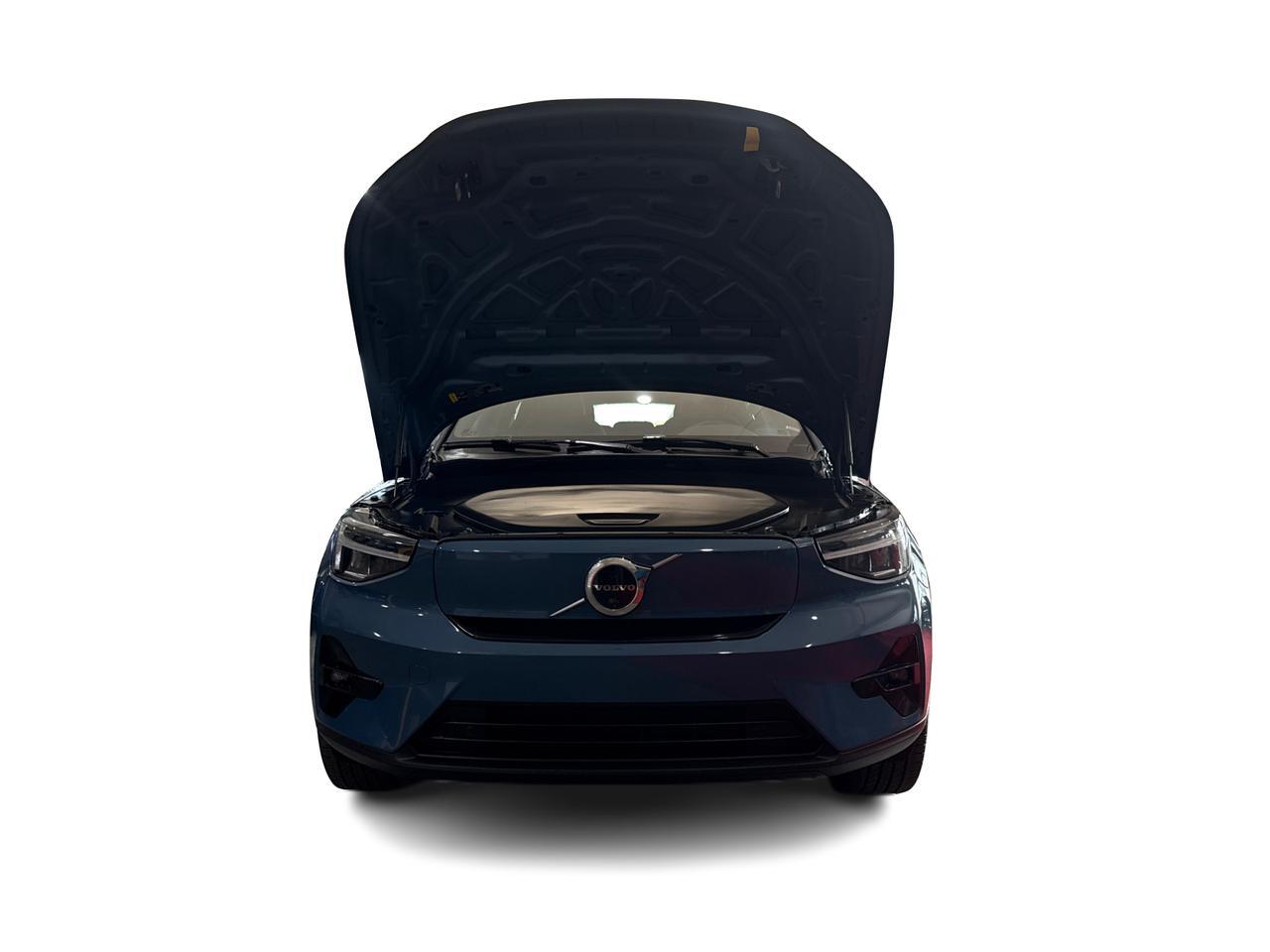 2023 Volvo C40 Recharge Pure Electric Pure Electric Plus Twin eAWD/NO ACCIDENT/CLEAN CARFAX/ONE OWNER Richmond Hill ON