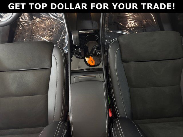 2023 Volvo C40 Recharge Pure Electric Pure Electric Plus Twin eAWD/NO ACCIDENT/CLEAN CARFAX/ONE OWNER Richmond Hill ON