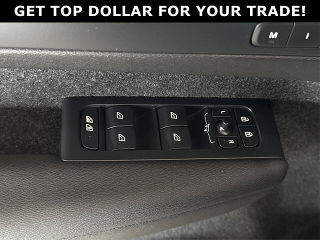 2023 Volvo C40 Recharge Pure Electric Pure Electric Plus Twin eAWD/NO ACCIDENT/CLEAN CARFAX/ONE OWNER Richmond Hill ON