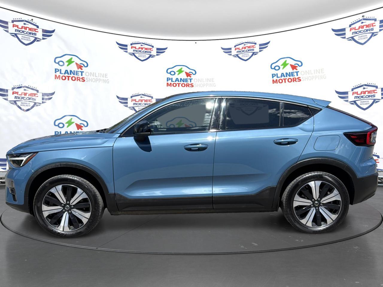 2023 Volvo C40 Recharge Pure Electric Pure Electric Plus Twin eAWD/NO ACCIDENT/CLEAN CARFAX/ONE OWNER Richmond Hill ON