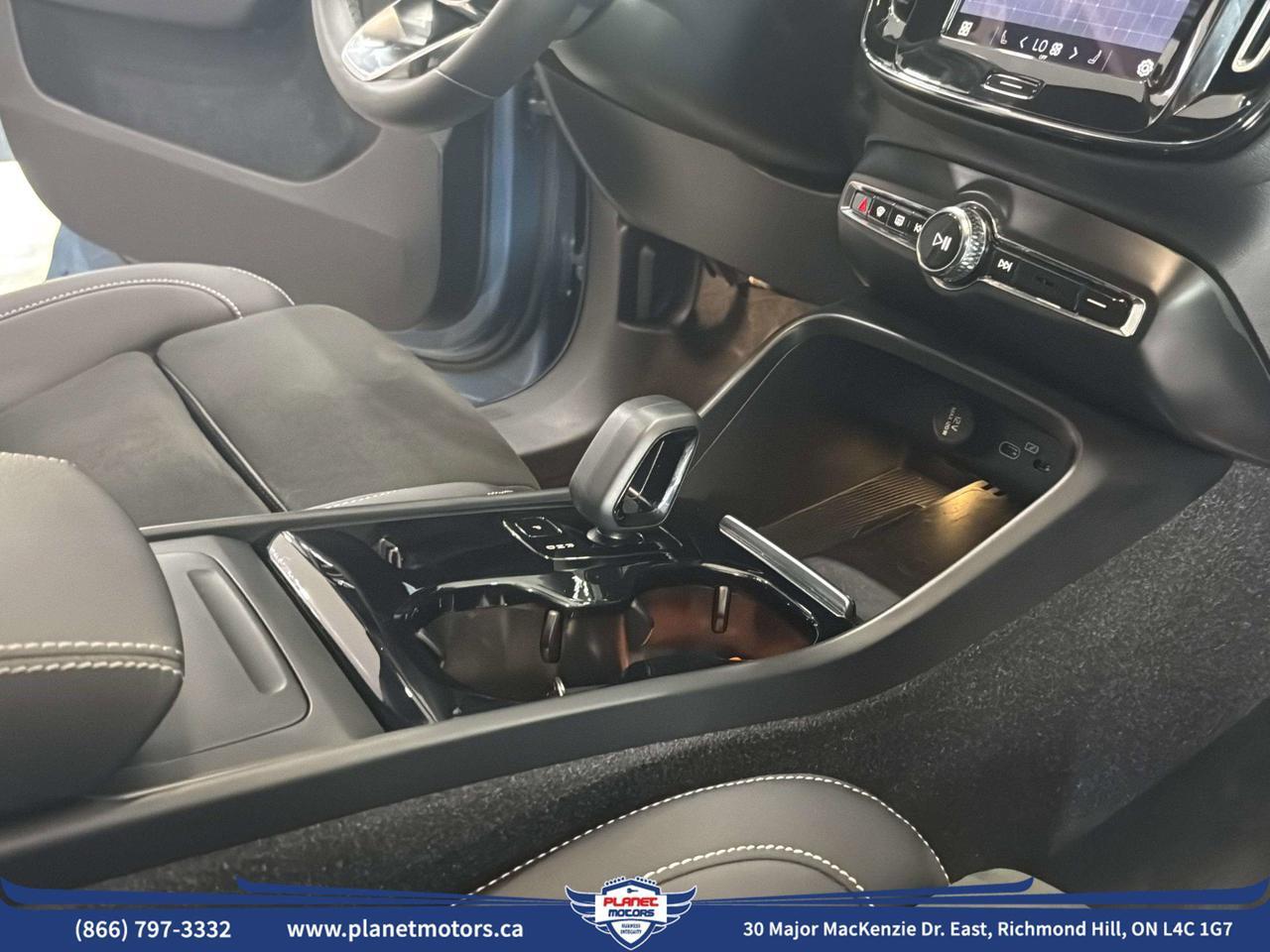2023 Volvo C40 Recharge Pure Electric Pure Electric Plus Twin eAWD/NO ACCIDENT/CLEAN CARFAX/ONE OWNER Richmond Hill ON