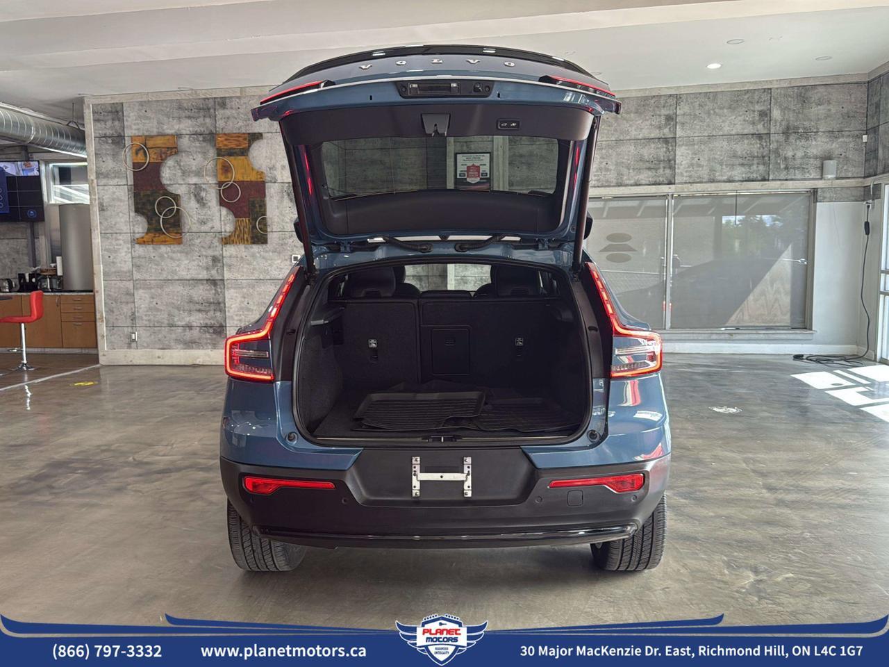 2023 Volvo C40 Recharge Pure Electric Pure Electric Plus Twin eAWD/NO ACCIDENT/CLEAN CARFAX/ONE OWNER Richmond Hill ON