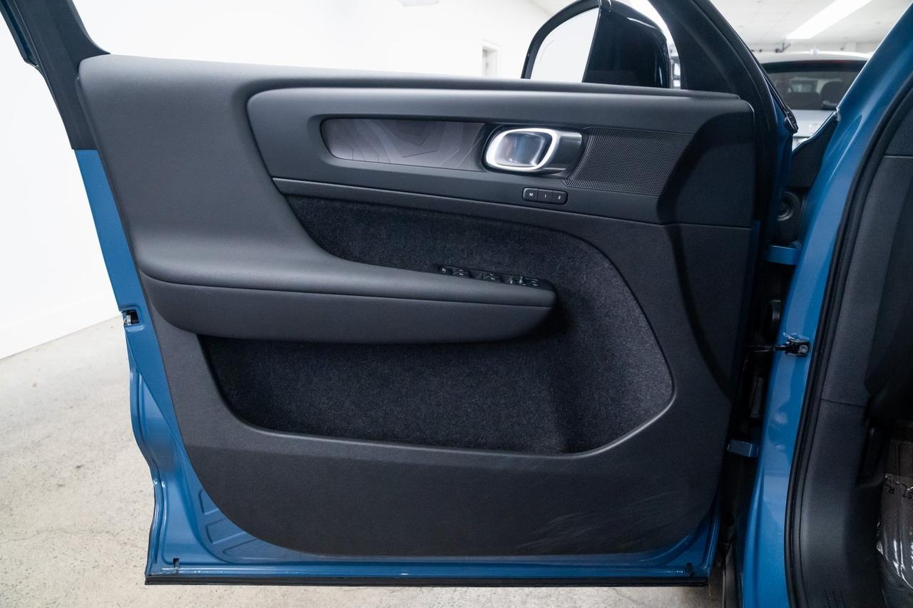 2023 Volvo C40 Recharge Pure Electric Twin Plus Heated Seats Portland OR