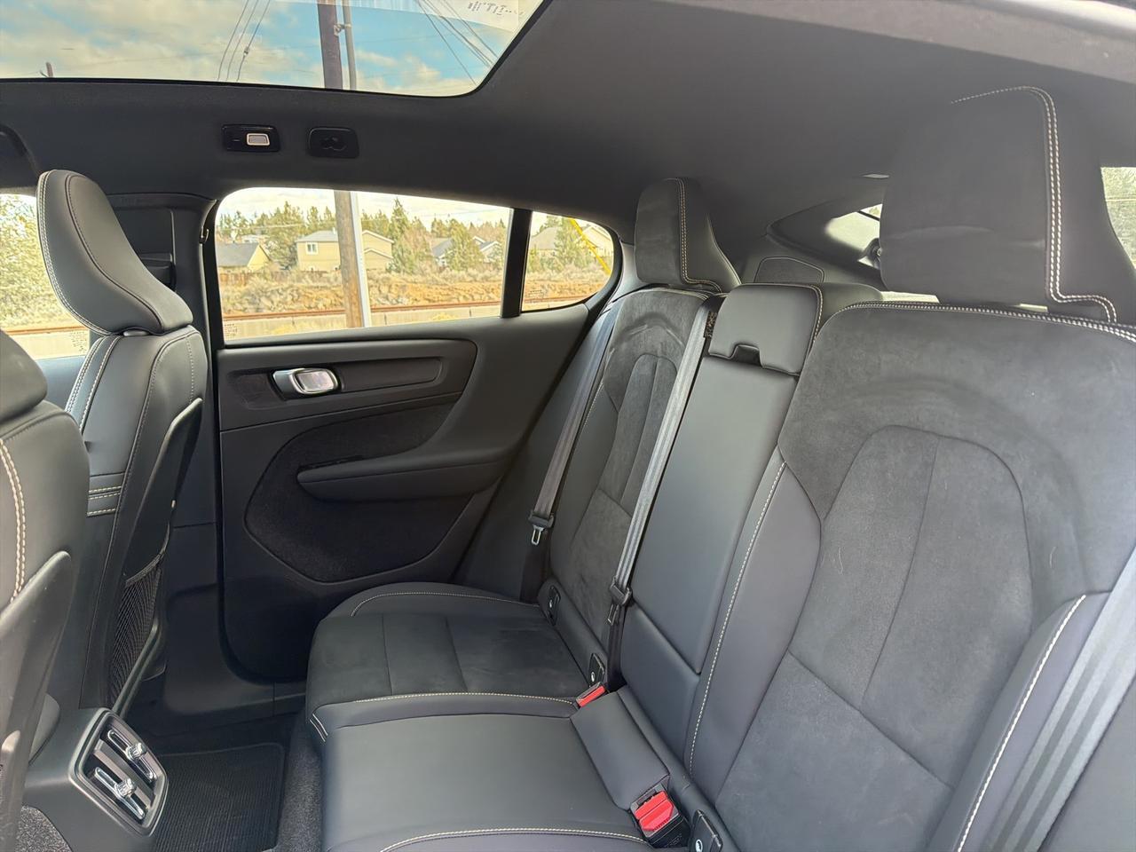 2023 Volvo C40 Recharge Pure Electric Twin Plus Bend OR