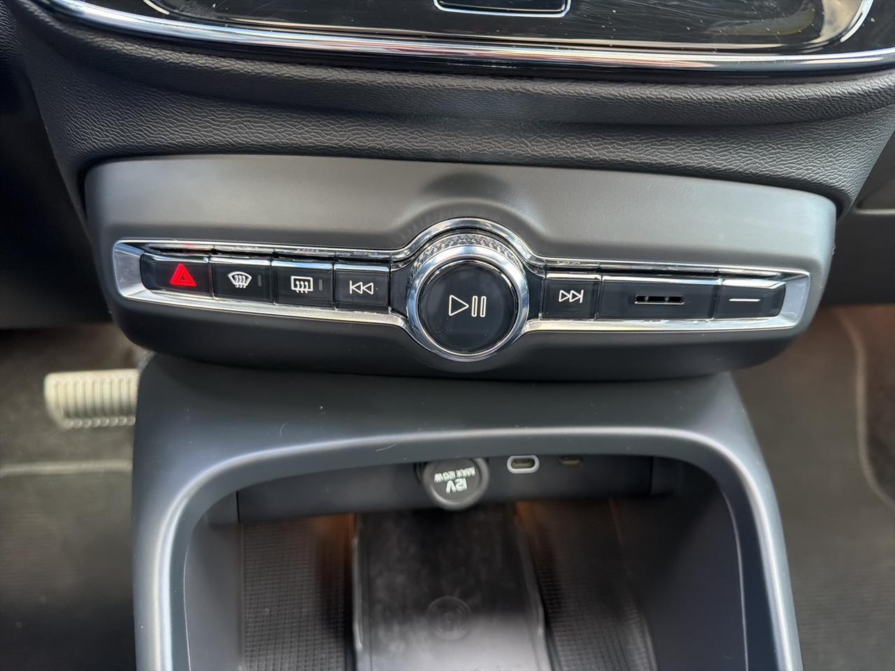 2023 Volvo C40 Recharge Pure Electric Twin Plus Bend OR