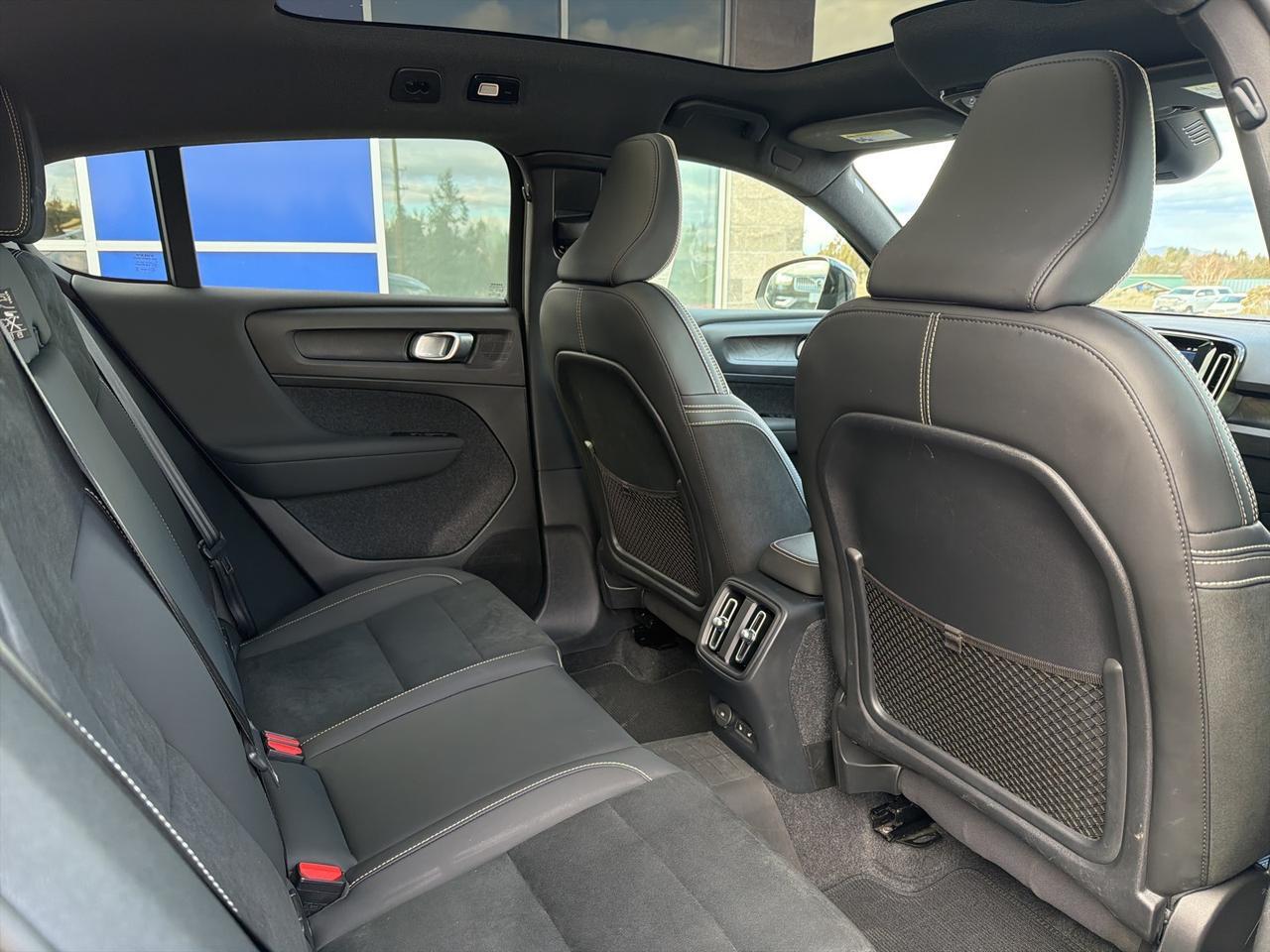 2023 Volvo C40 Recharge Pure Electric Twin Plus Bend OR