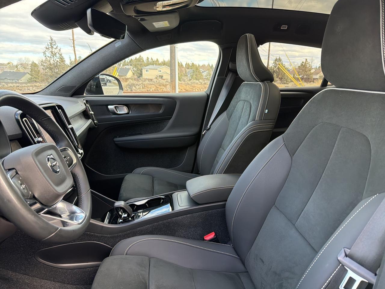 2023 Volvo C40 Recharge Pure Electric Twin Plus Bend OR