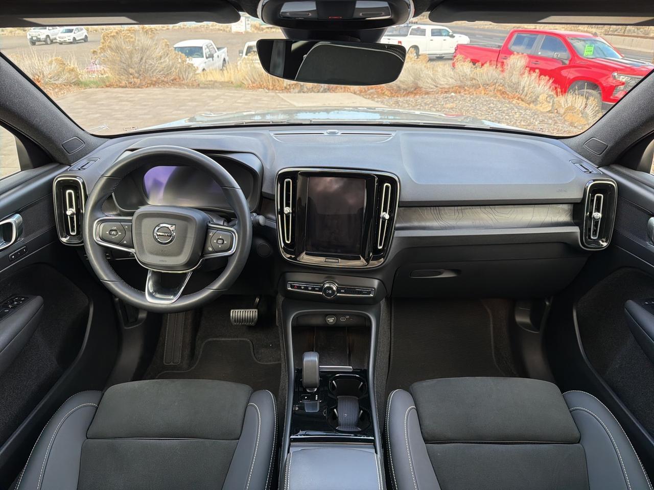 2023 Volvo C40 Recharge Pure Electric Twin Plus Bend OR